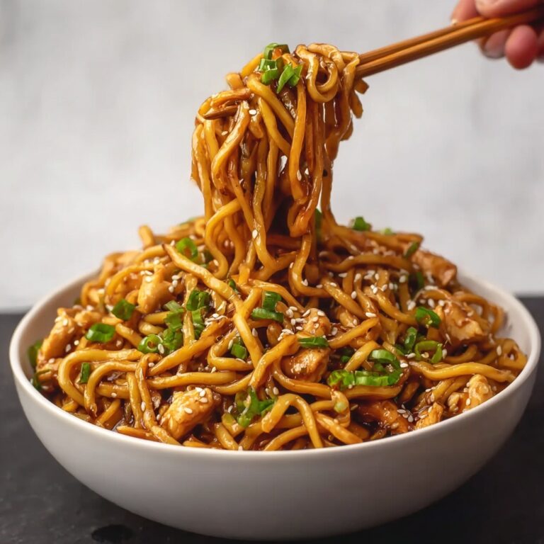 Sticky Garlic Chicken Noodles Recipe