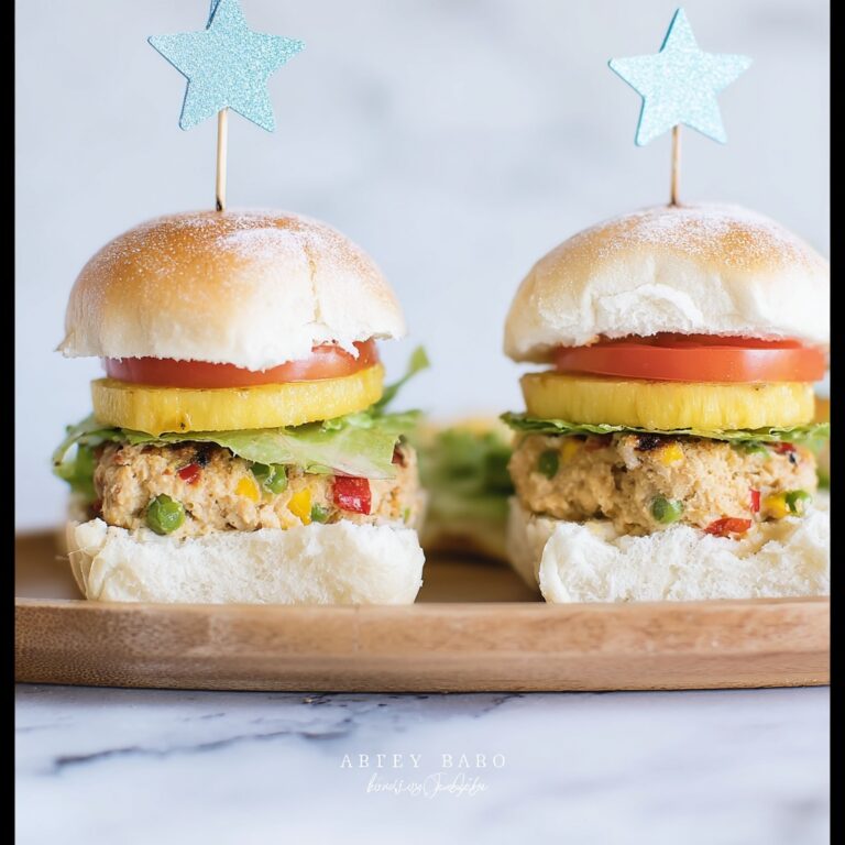 Tropical Beef Burgers with Pineapple and Cumin Yogurt Sauce Recipe