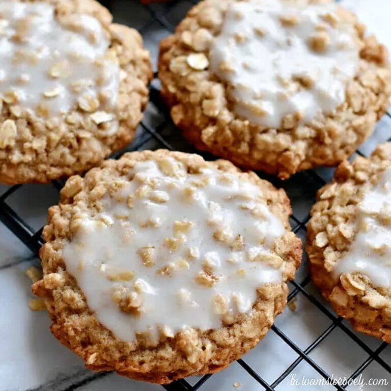 Iced Oatmeal Cookies – Crumbl Copycat Recipe